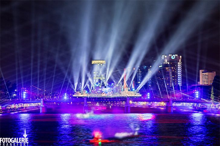 Lichtshow 25 Jahre Deutsche Einheit